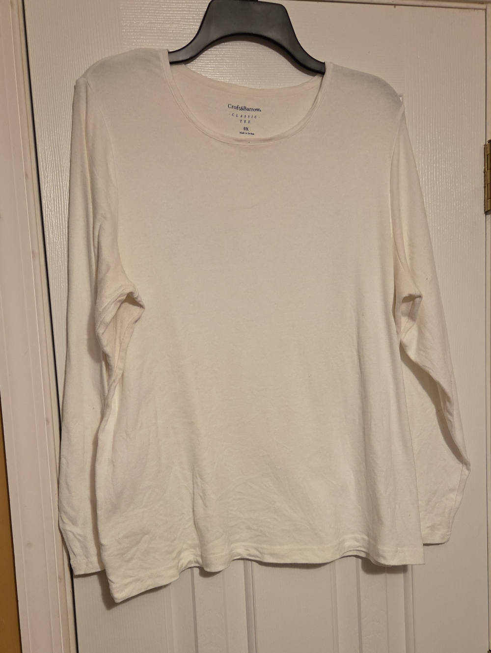 croft & barrow Women's Long Sleeve Crewneck Tee - White